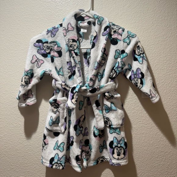 Disney Other - Disney White Minnie Mouse Fleece Robe with Pastel Bows